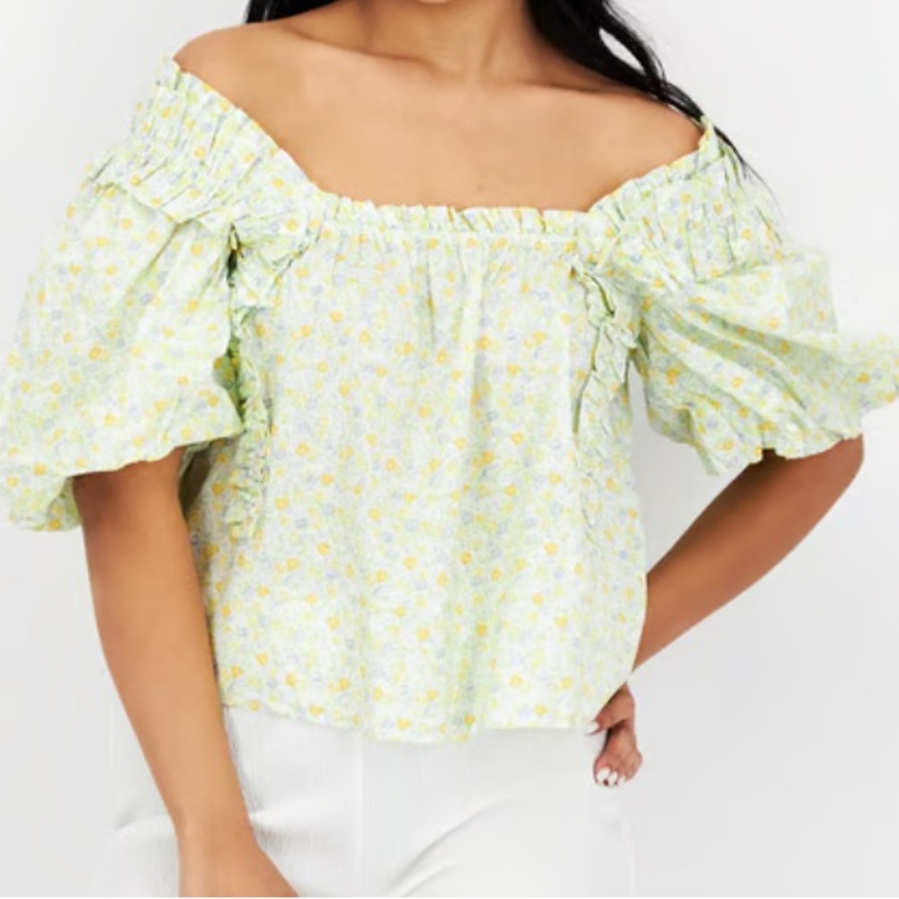 Floral Off-Shoulder Top - Green